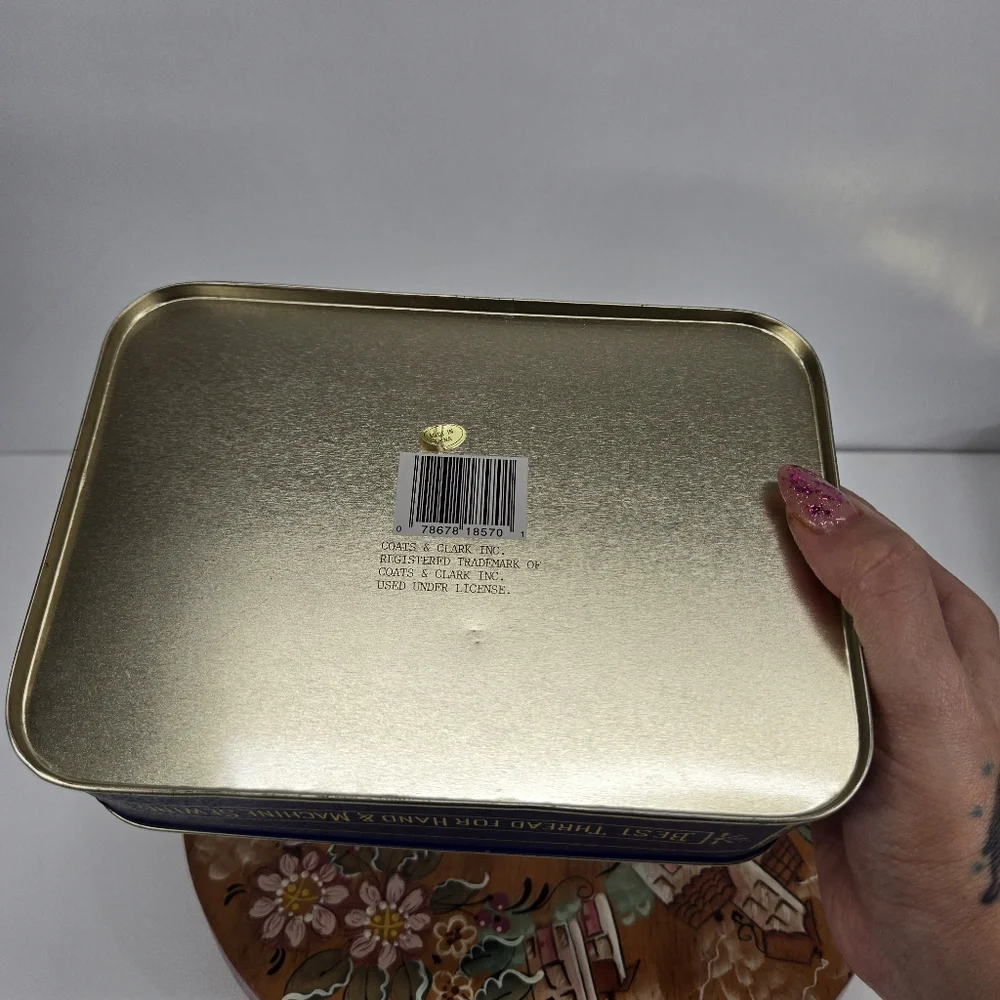 VTG Coats & Clarks O.N.T. Advertising Tin‎ Spool Cotton Thread Box-Collectible